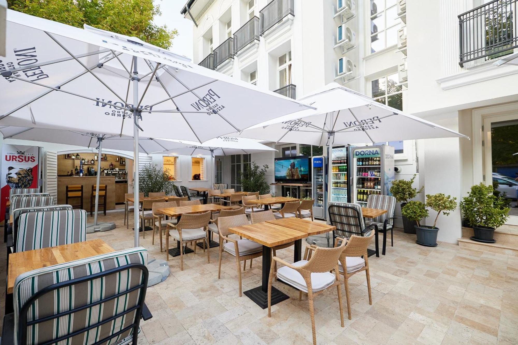 Carol Park View Hotel Bucharest Exterior photo